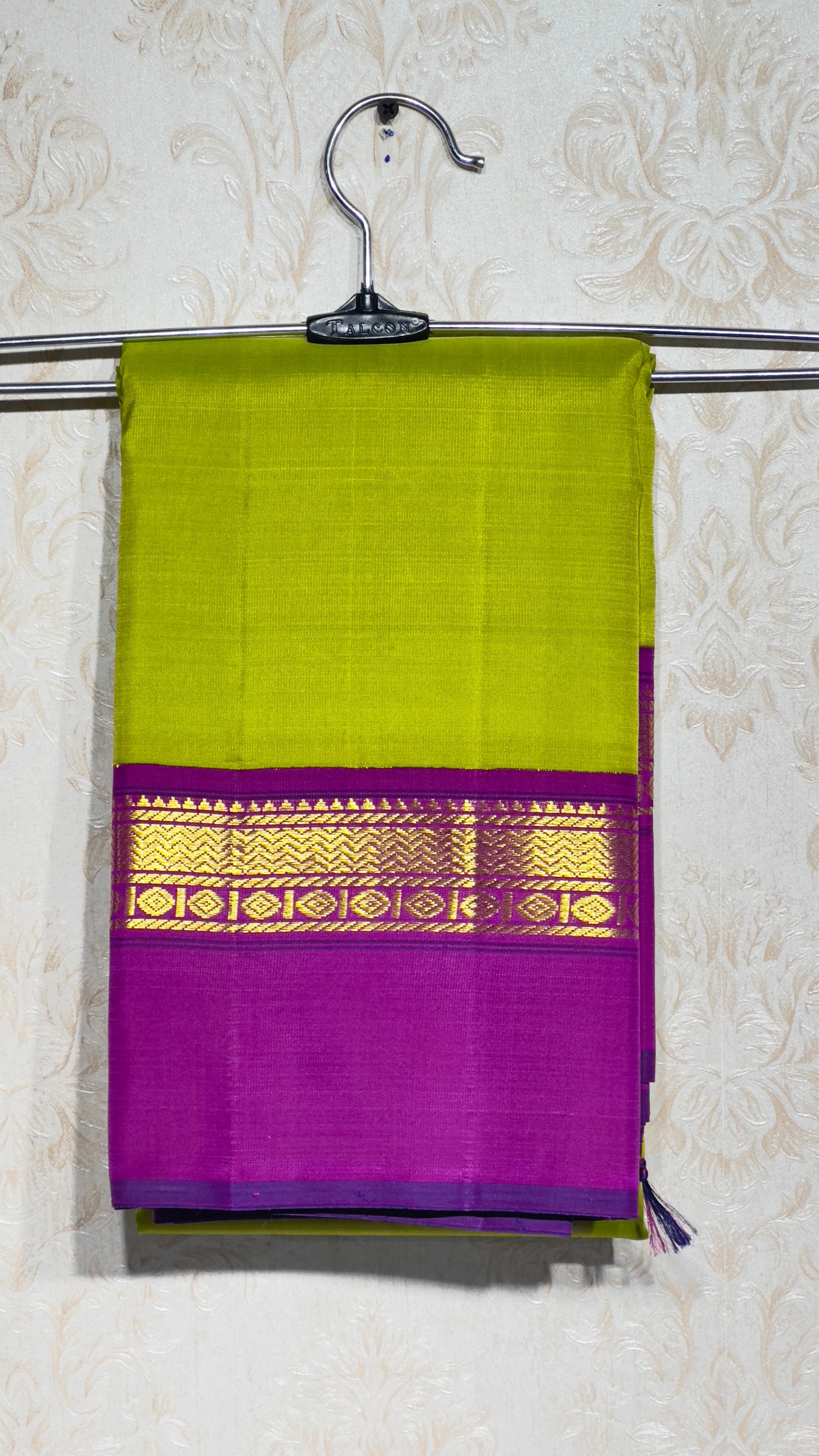 Classic Parrot Green Pure Kanchipuram Silk Saree with Magenta Pink Contrast Border (Double Warp)