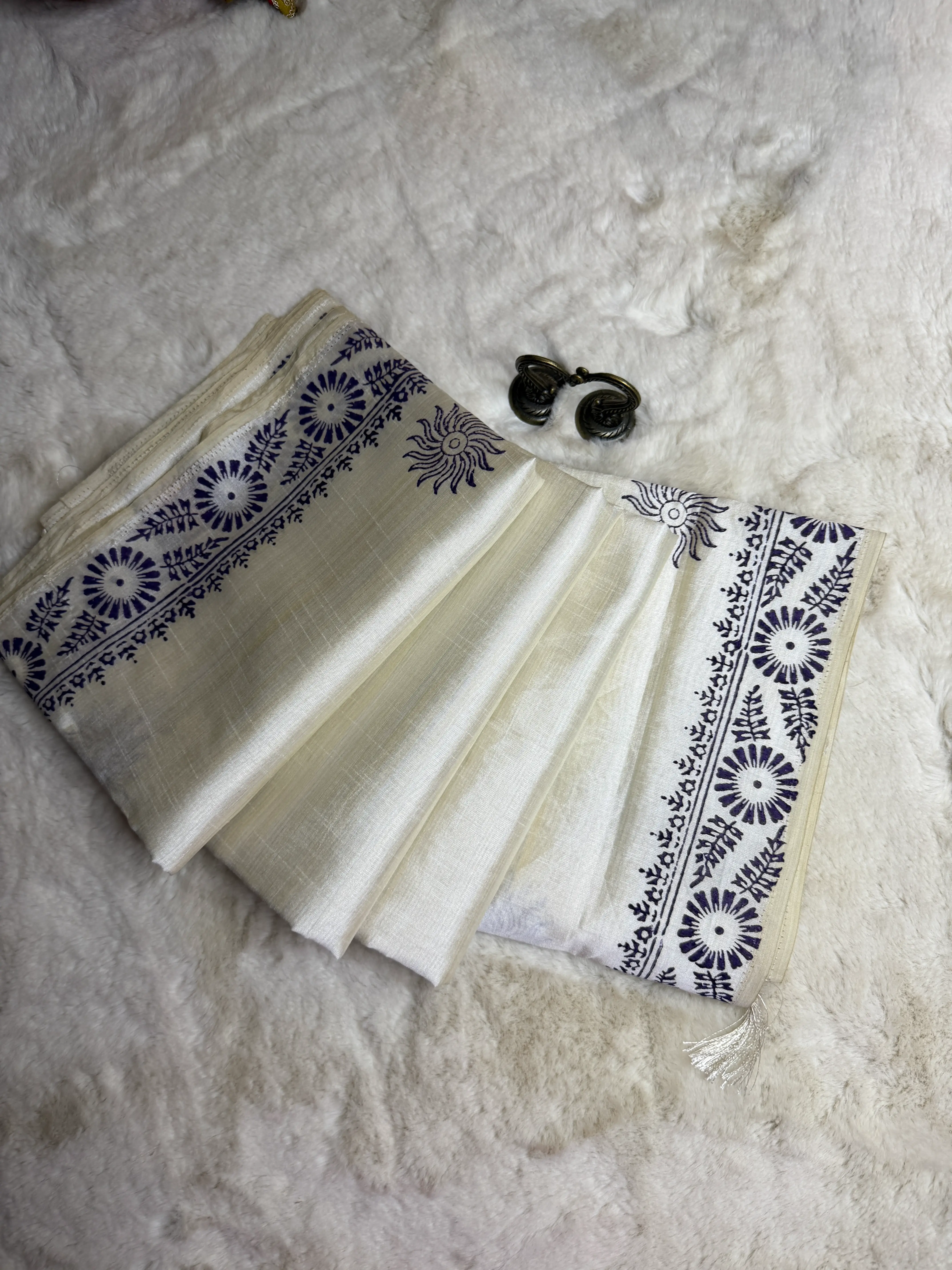 Cream With Hand Painted border & Pallu Tussar Silk Saree