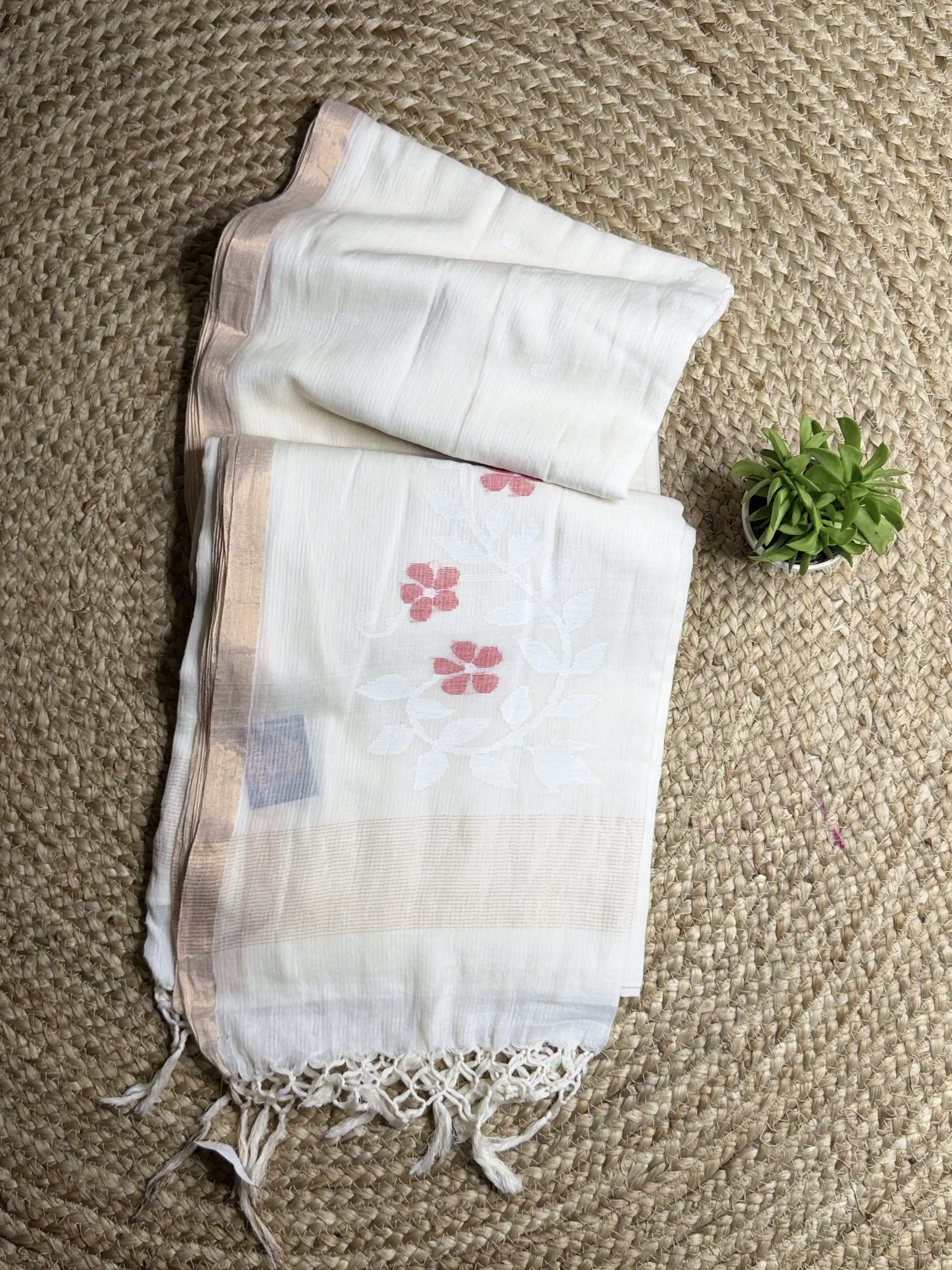 White floral design pure cotton saree