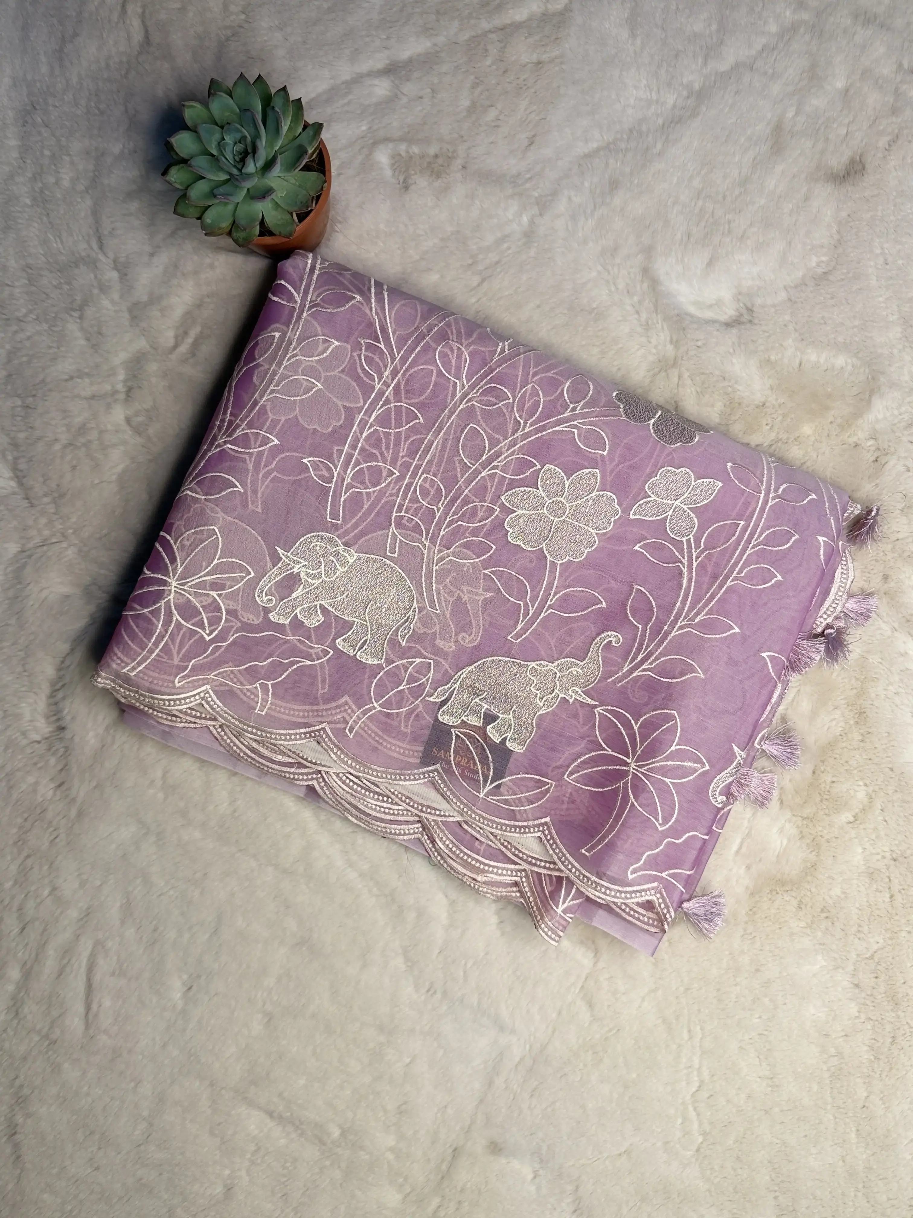 Lavender Scallop border with Floral Pattern Organza Saree