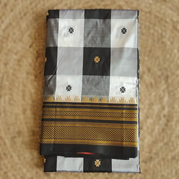 Ilakal Traditional Black and White Checks pattern Silk saree