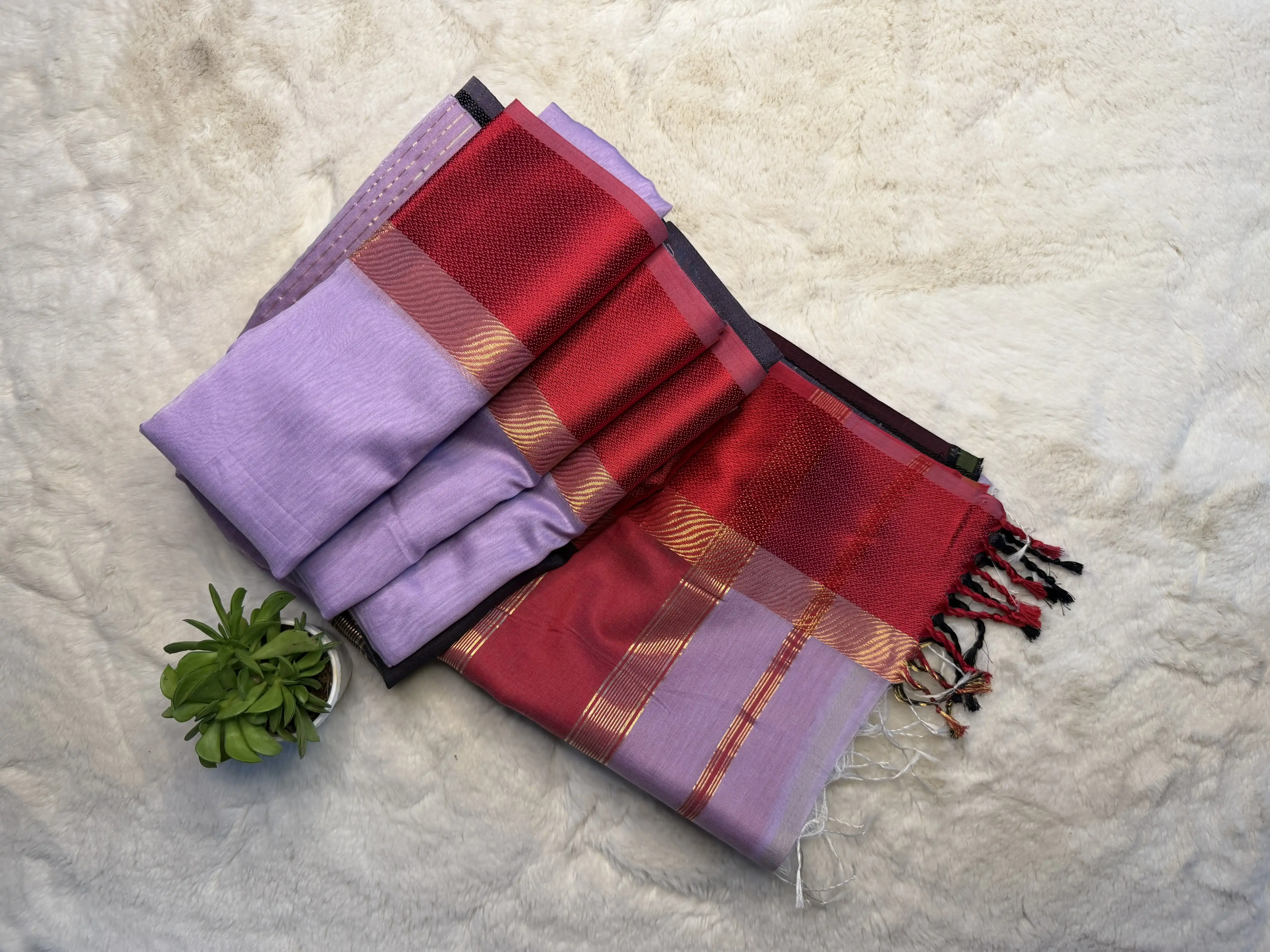 Lavender Ganga Jamuna Border Maheshwari Silk Cotton Saree
