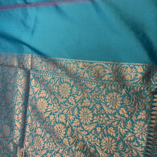 Rama Green plain with rich pallu semi benaras saree