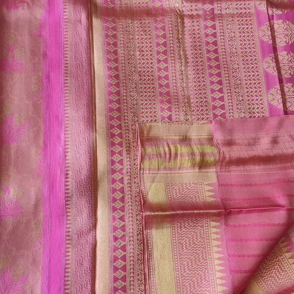 Pink self Floral pattern Pure Kanchipuram silk saree