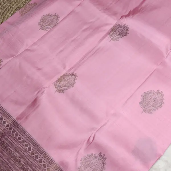 Rose pink antique zari border silk saree