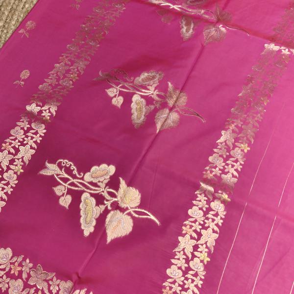 Rani pink with lehariya border pure raw mango silk saree